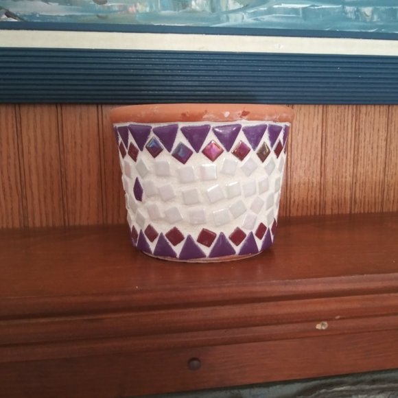 **PRICE REDUCED** Hand Crafted Mosaic Tile Flower Pot - Picture 4 of 13
